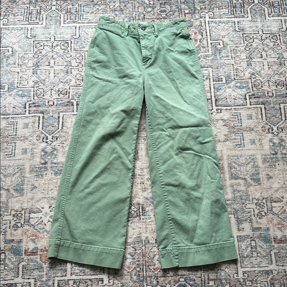 Gap High Rise Wide-Leg Crop Size 4 - Picture 3 of 5